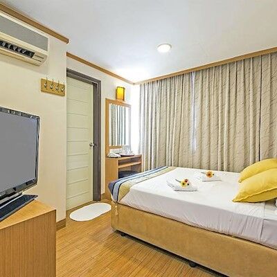 81 Sakura Hotel Singapura